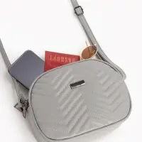 Сумка женская кросс-боди на молнии, 19&times;7&times;15 см, серая