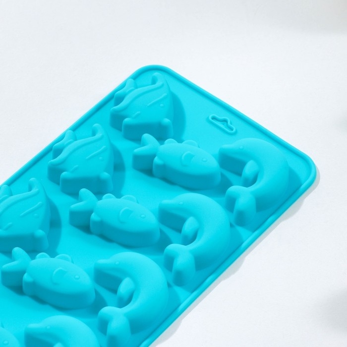 Форма для конфет и шоколада Доляна &laquo;Подводный мир&raquo;, силикон, 21&times;10&times;1 см, 15 ячеек (3&times;3,5 см), цвет МИКС