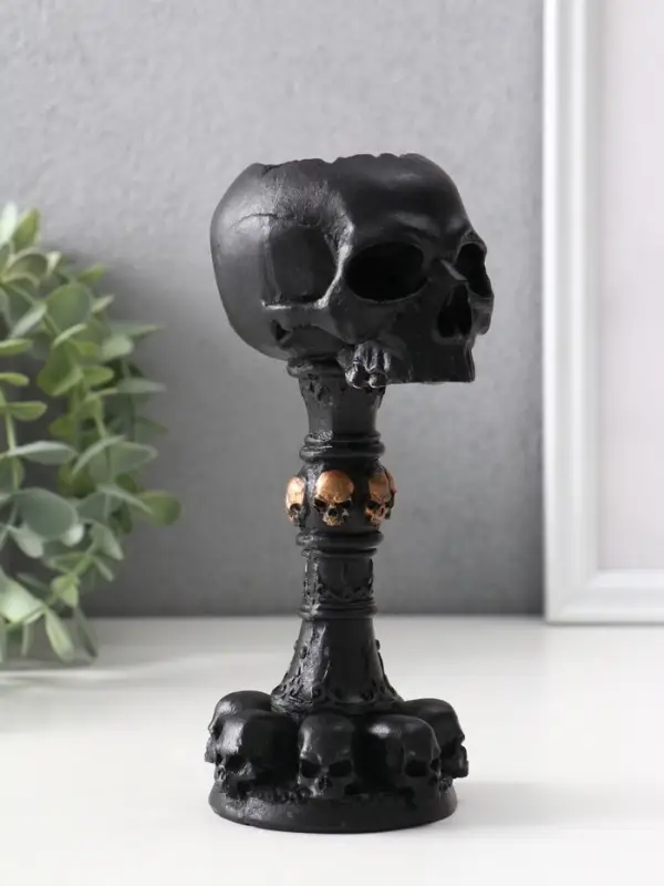 Подсвечник «Череп на ножке», 16×6.5×7.5 см, чёрный