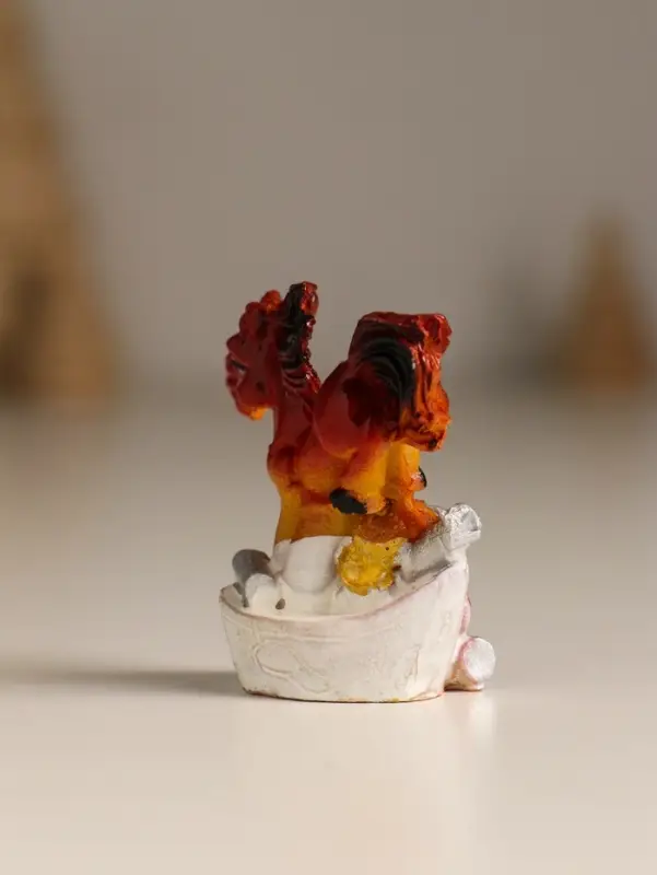 Сувенир полистоун "Конь и служба" МИКС 4,5х2,5х5 см