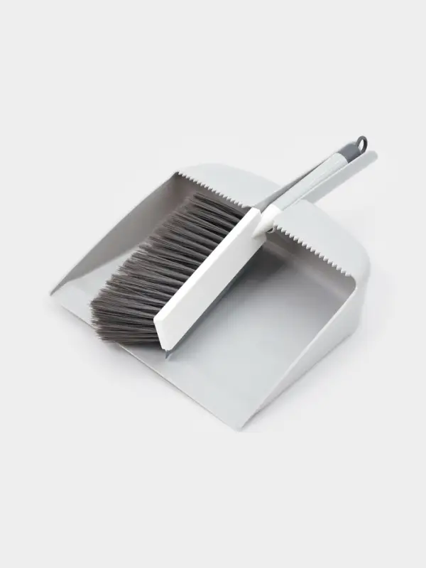 Набор для уборки: совок в комплекте с щёткой и встроенным водосгоном«Порядок», 34×24×9 см, МИКС Набор для уборки: совок в комплекте с щёткой и встроенным водосгоном«Порядок», 34×24×9 см, МИКС