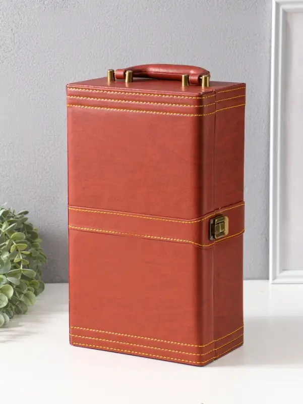 Шкатулка дерево, кожзам под 2 бутылки "Гладкая кожа" коричневая 4 предмета 34,5х20х12 см