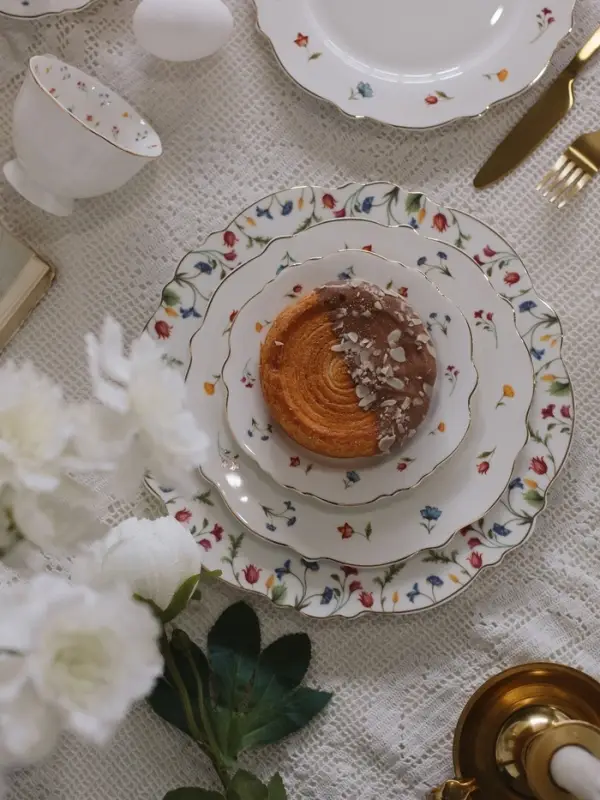 Тарелка WY Flowers song, d=26.5 см, фарфор, белая