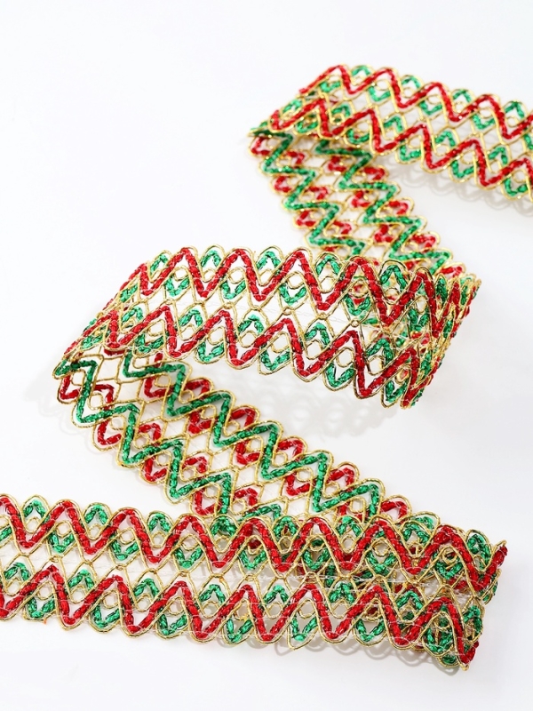 Тесьма Зигзаг зелено-красно-золотая 3.5 см намотка 25 метров Тесьма Зигзаг зелено-красно-золотая 3.5 см намотка 25 метров