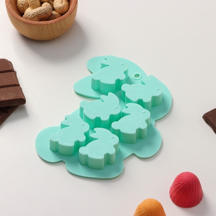 Форма для конфет и шоколада Доляна «Заяц», силикон, 15×11,5 см, 6 ячеек (3,8×3,5 см), цвет мятный Форма для конфет и шоколада Доляна «Заяц», силикон, 15×11,5 см, 6 ячеек (3,8×3,5 см), цвет мятный