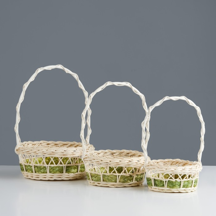 Набор корзин плетеных из 3-х :D20 H 8/27; D17 H 7 H 25; D13 H 6 H 21 см.(ротанг) Набор корзин плетеных из 3-х :D20 H 8/27; D17 H 7 H 25; D13 H 6 H 21 см.(ротанг)