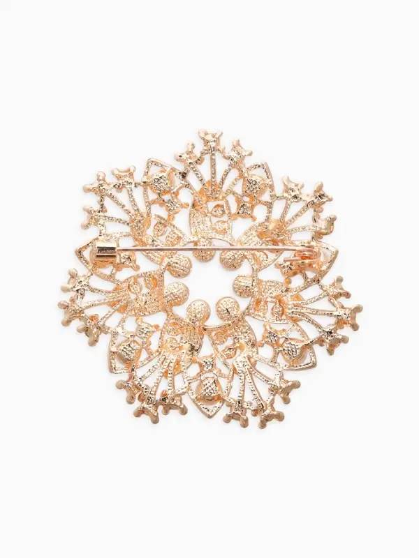 Брошь с жемчугом &laquo;Снежинка&raquo;, белая в золоте