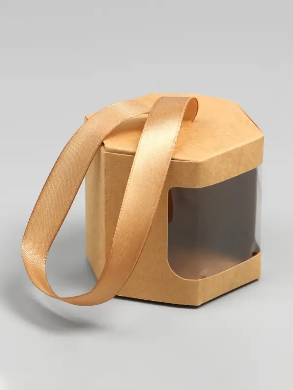 Коробка подарочная шестигранная, с окном, крафт, 12,5 х 7 х 7 см Коробка подарочная шестигранная, с окном, крафт, 12,5 х 7 х 7 см