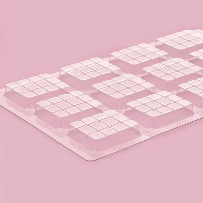 Форма для шоколада и конфет «Мини плитка», пластик, 22×13×1 см, 12 ячеек (3,5×4 см), прозрачная Форма для шоколада и конфет «Мини плитка», пластик, 22×13×1 см, 12 ячеек (3,5×4 см), прозрачная