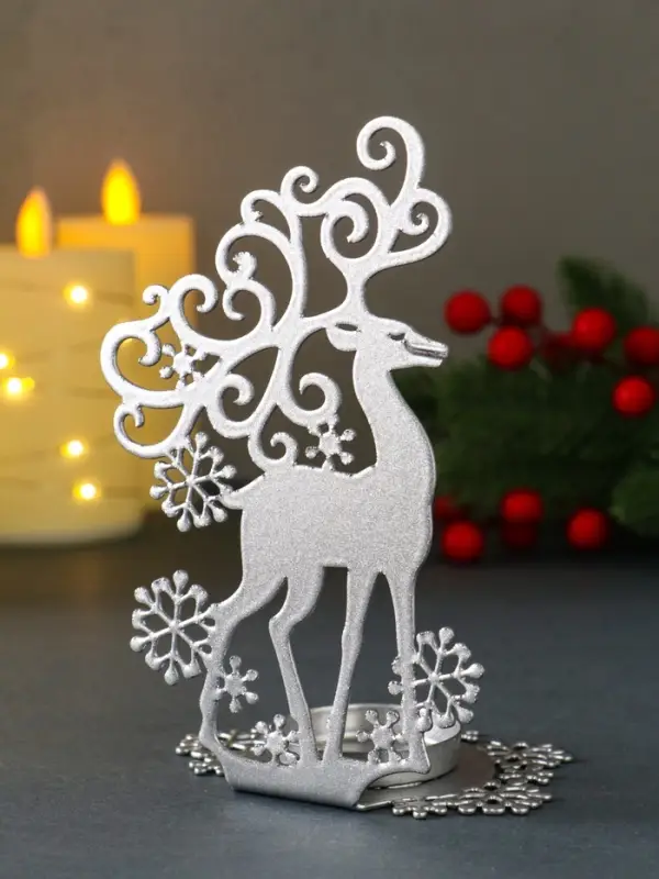 Подсвечник новогодний  Подсвечник новогодний "Олень" серебряный 6,5х9,6х14,5 см