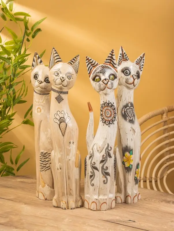 Сувенир &laquo;Кошка&raquo;, белая, 60&times;12&times;6 см, дерево, МИКС