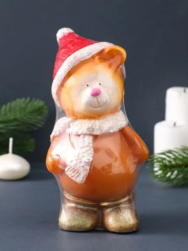 Свеча фигурная "Мишка в красной шапке" 8х8х17,5 см