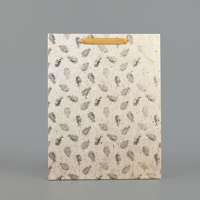 Пакет подарочный новогодний ламинированный «Шишки», тиснение, L 31 х 40 х 11.5 см, Новый год Пакет подарочный новогодний ламинированный «Шишки», тиснение, L 31 х 40 х 11.5 см, Новый год