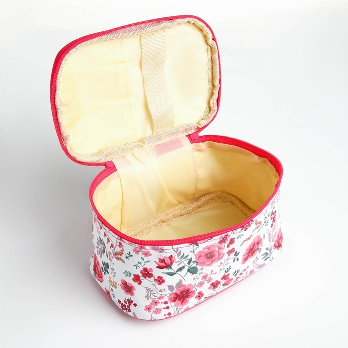 Косметичка на молнии, цвет белый/розовый