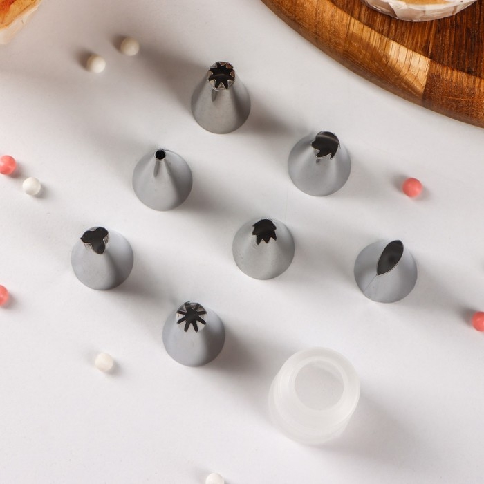 Набор насадок кондитерских Доляна, d=1,6 см, насадки 7 шт, адаптер 1 шт, насадки МИКС Набор насадок кондитерских Доляна, d=1,6 см, насадки 7 шт, адаптер 1 шт, насадки МИКС