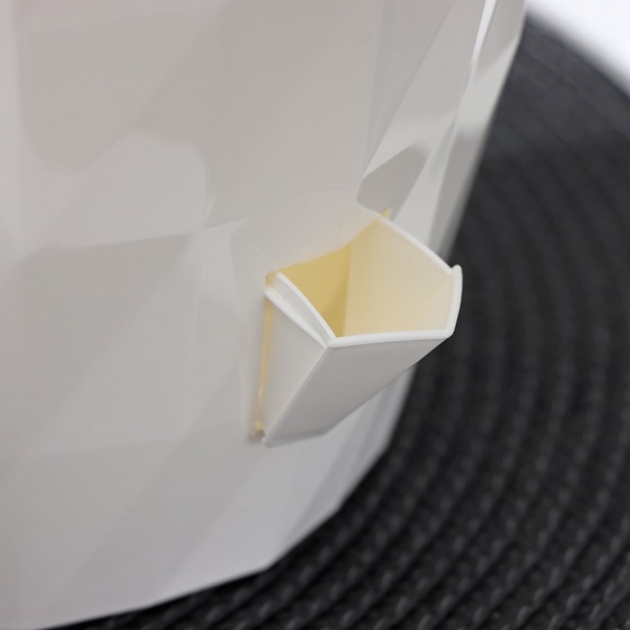 Горшок для цветов с прикорневым поливом Ruby, 3 л, белый