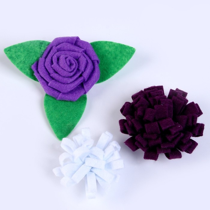 Набор для творчества: декор из фетра и набор бусин «Цветочный узор» Набор для творчества: декор из фетра и набор бусин «Цветочный узор»