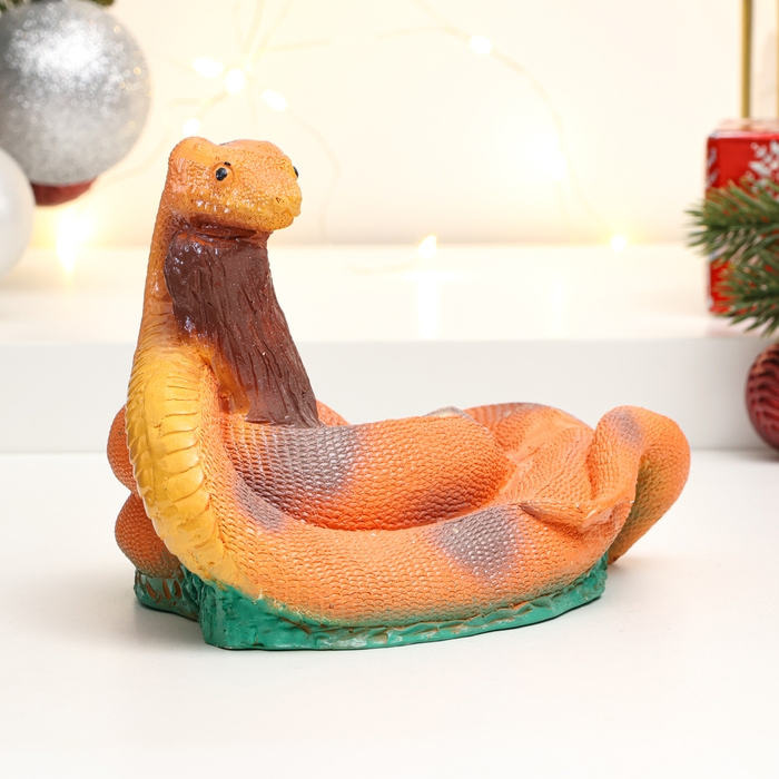 Фигура Фигура "Змея большая" красная, 20х15х10см