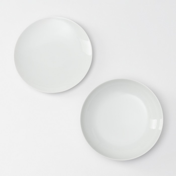 Набор фарфоровой посуды «Универсальный», 12 предметов: тарелка d=20 см, глубокая 600 мл, d=20 см, кружка 350 мл Набор фарфоровой посуды «Универсальный», 12 предметов: тарелка d=20 см, глубокая 600 мл, d=20 см, кружка 350 мл