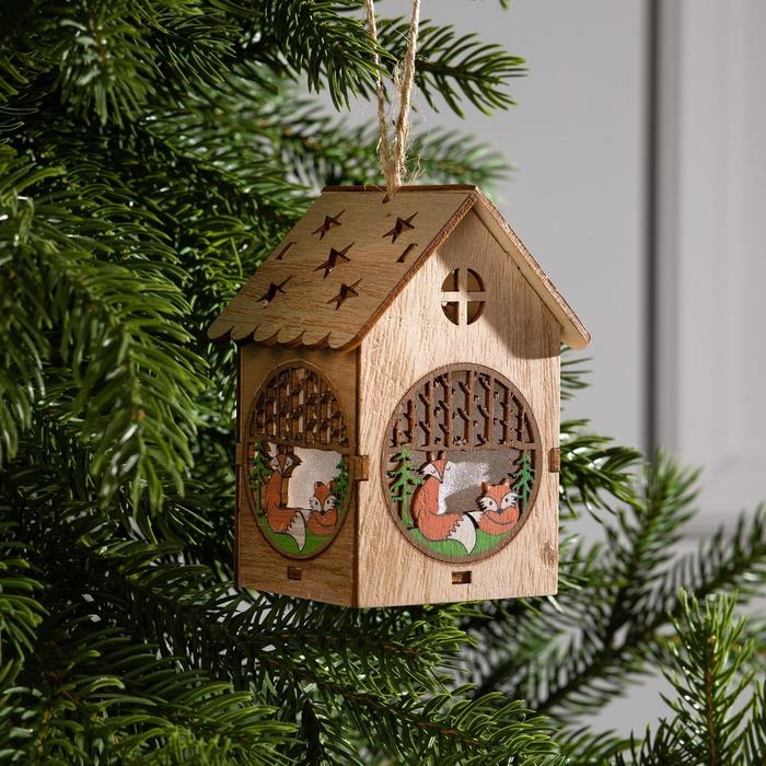 Ёлочная игрушка «Домик с лисой», от батареек, свечение тёплое белое Ёлочная игрушка «Домик с лисой», от батареек, свечение тёплое белое