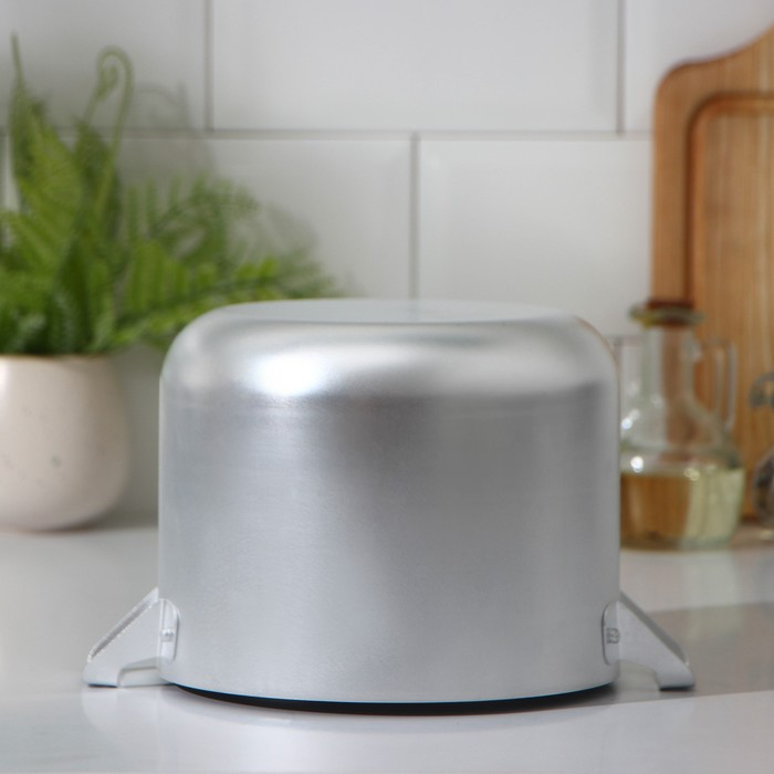 Кастрюля алюминиевая, 3,5 л, металлическая крышка Кастрюля алюминиевая, 3,5 л, металлическая крышка