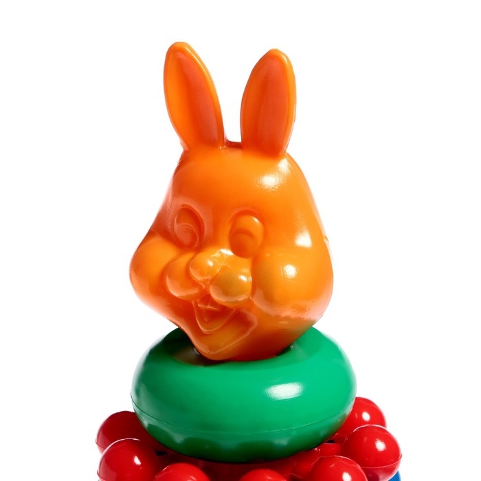 Пирамида с шарами Пирамида с шарами