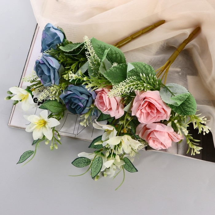 Букет Букет "Роза Лаура" 32 см, микс