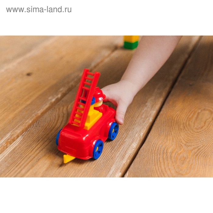 Конструктор «МОЙ ГОРОД: Пожарная машина», 16 деталей Конструктор «МОЙ ГОРОД: Пожарная машина», 16 деталей