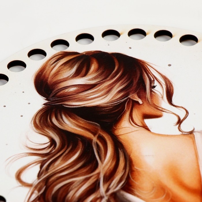 Донышки для вязания 2 в 1 «Красивая девушка», круг 15 см, хдф 3 мм Донышки для вязания 2 в 1 «Красивая девушка», круг 15 см, хдф 3 мм