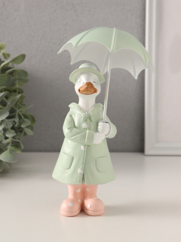 Сувенир полистоун Сувенир полистоун "Утка в зелёном дождевике под зонтом" 7х6,5х15,5/18 см