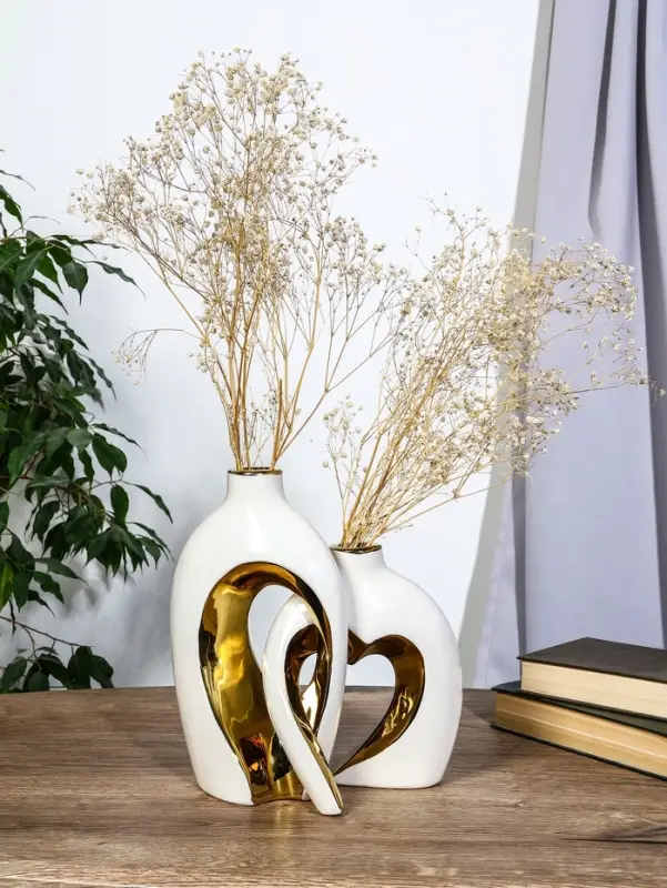 Ваза керамика настольная Ваза керамика настольная "Лари" (набор 2 шт) h=26х23, d=4 см, белый