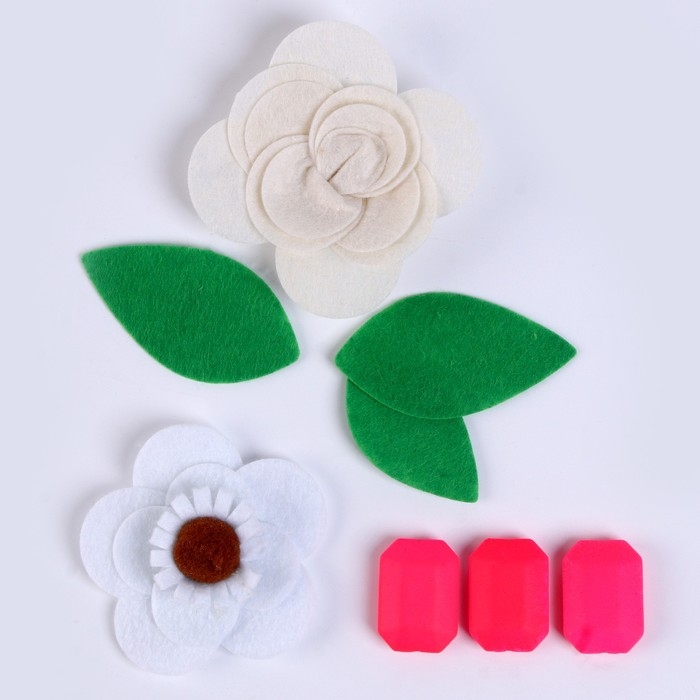 Набор для творчества: декор из фетра и набор бусин «Цветочные игры» Набор для творчества: декор из фетра и набор бусин «Цветочные игры»