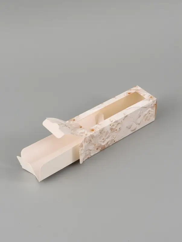 Коробка подарочная с окном &laquo;С любовью&raquo;, 18&times;5.5&times;5.5 см, самосборная