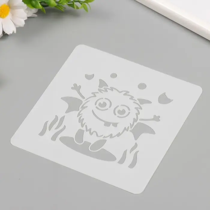 Трафарет пластик  Трафарет пластик "Инопланетянин" 15х15 см