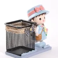 Фигура - карандашница&laquo;Девочка с цветами&raquo; полистоун, 8.4&times;15&times;15.5 см
