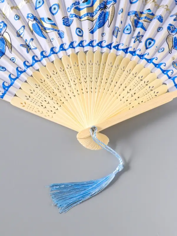 Веер складной с кисточкой &laquo;Черепахи&raquo;, белый с золотом, 23 см