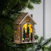 Ёлочная игрушка &laquo;Домик с Дедом Морозом и машиной&raquo;, 8.2&times;4.2&times;7.3 см, от батареек, свечение тёплое белое