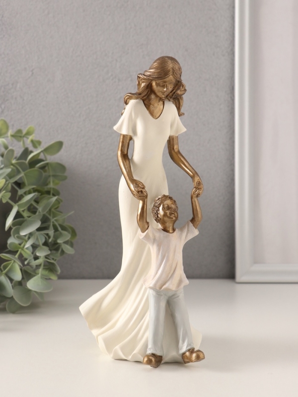 Сувенир полистоун  Сувенир полистоун "Мама с сыном" 11,5х7,5х22 см