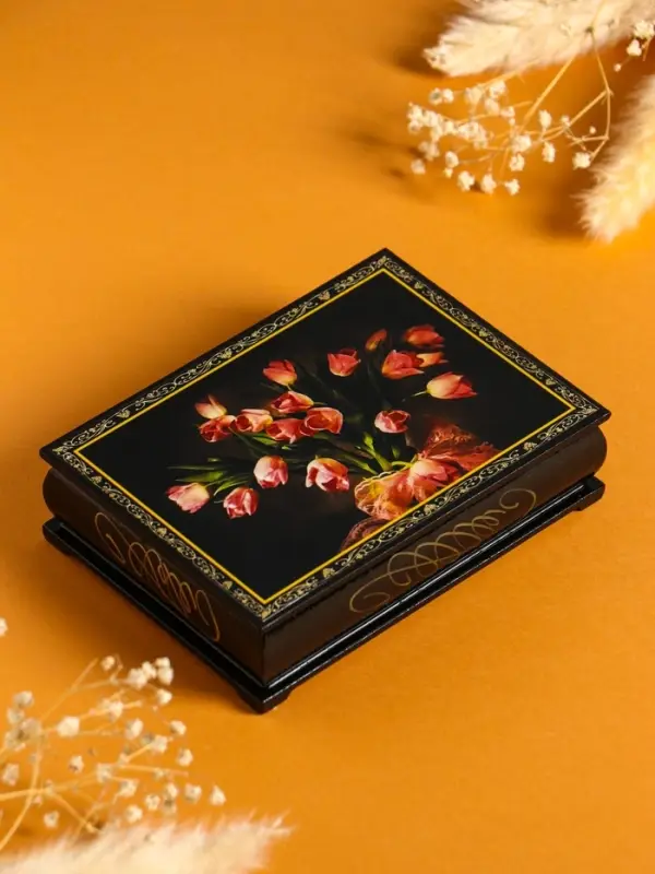 Шкатулка «Тюльпаны», 10×14 см, лаковая миниатюра
