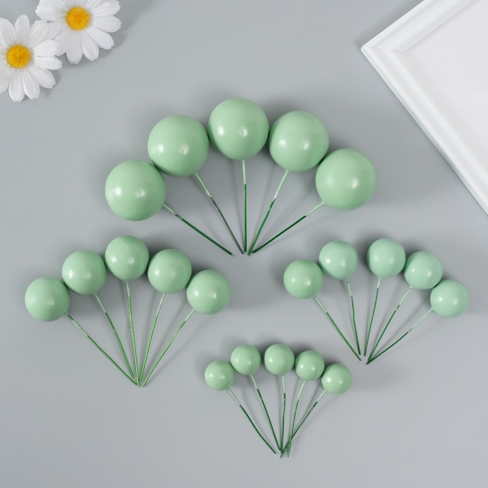 Декор для творчества Декор для творчества "Шарики мятные" d=2; 3; 3,5 и 4 см набор 20 шт