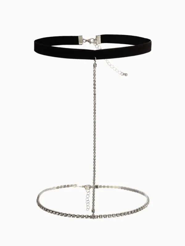 Цепочка на бедро бодичейн со стразами, цвет белый в серебре Цепочка на бедро бодичейн со стразами, цвет белый в серебре