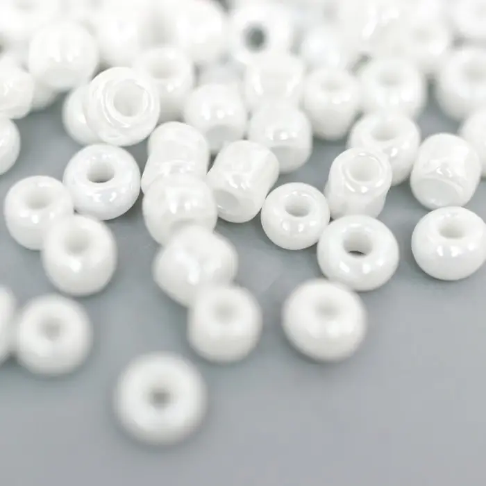 Бисер круглый размер 12/0  Бисер круглый размер 12/0 "Белый" 20 гр