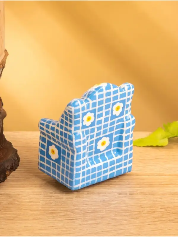 Мебель для кукол &laquo;Кресло с ромашками&raquo;, 8.5&times;5.5&times;4.5 см, дерево