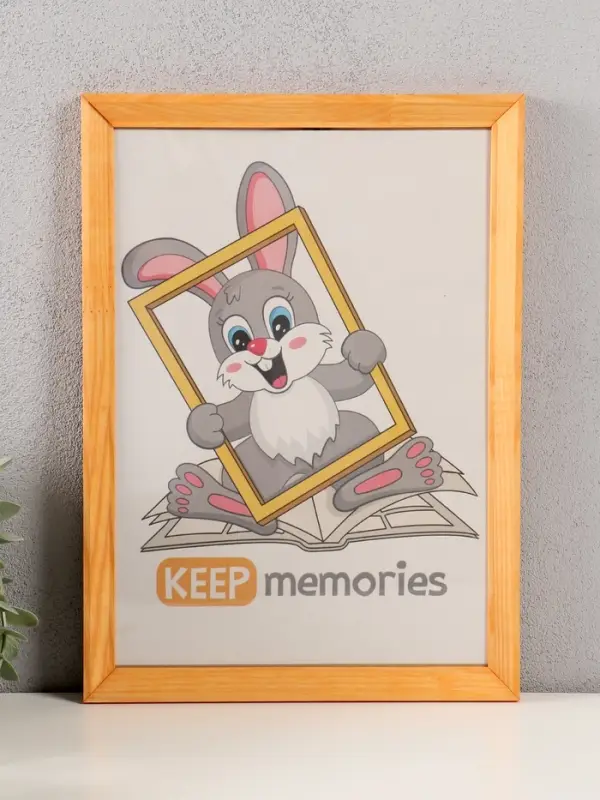 Фоторамка дерево 21х30 см, сосна №2 (пластиковый экран) Фоторамка дерево 21х30 см, сосна №2 (пластиковый экран)