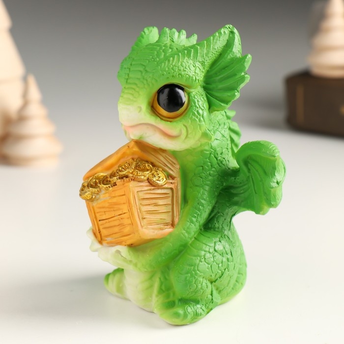 Копилка полистоун Копилка полистоун "Дракоша с большими глазами с бочкой/сундуком" МИКС 7х7х10,5 см