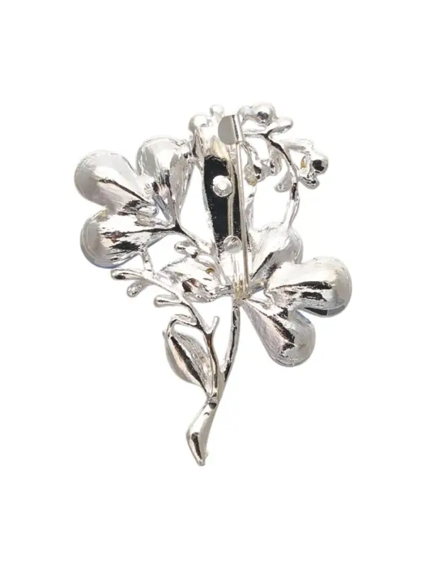 Брошь &laquo;Цветок&raquo; трилистник, цвет голубой в серебре