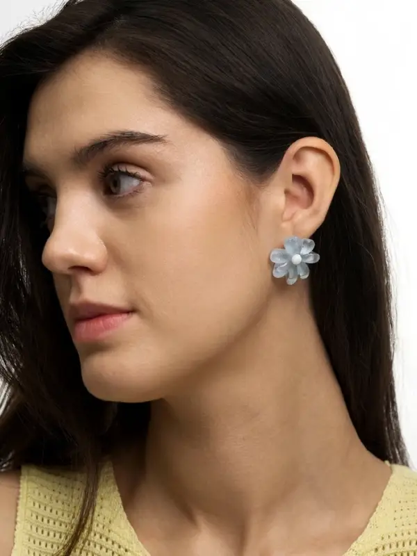Серьги пластик &laquo;Цветочек летний&raquo;, с блёсткой, голубые