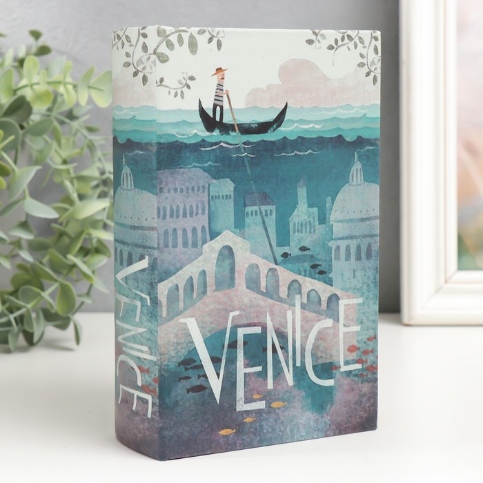 Сейф-книга дерево кожзам  Сейф-книга дерево кожзам "Венеция. Рисунок" 17х11х5 см