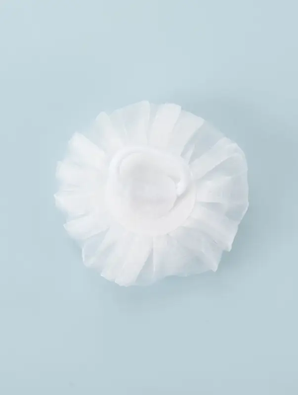 Бант для волос на резинке &laquo;Школьница&raquo;, волна жемчуг, d=9 см, белый