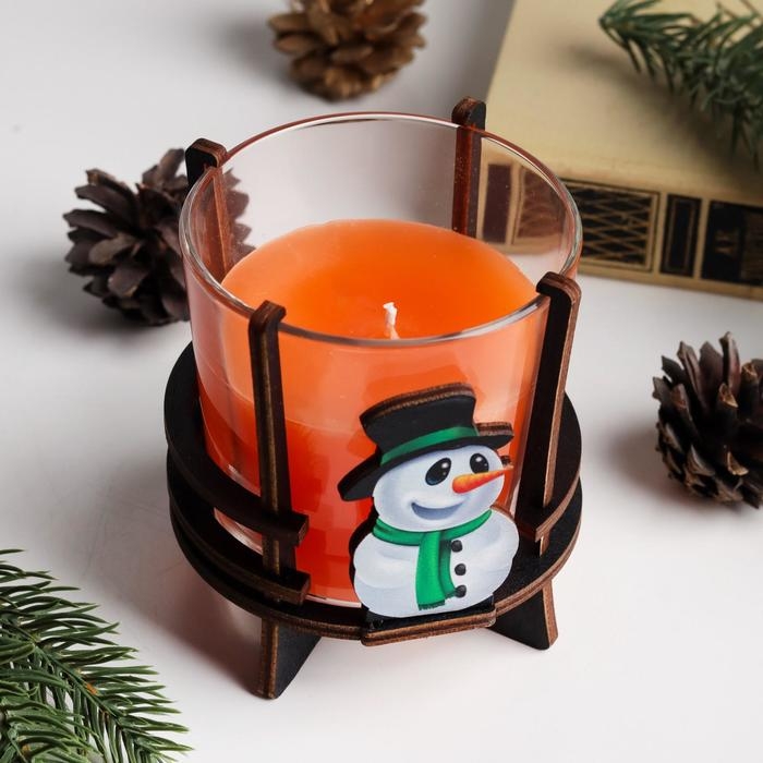 Свеча ароматическая в стакане на подставке  Свеча ароматическая в стакане на подставке "Снеговик", 10х9,5х9 см, апельсин